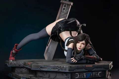 I think we have to talk about this $730 twerking Tifa statue
